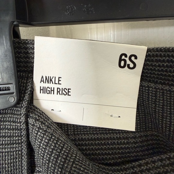 Express Gray Plaid Women's Trousers - Picture 4 of 4